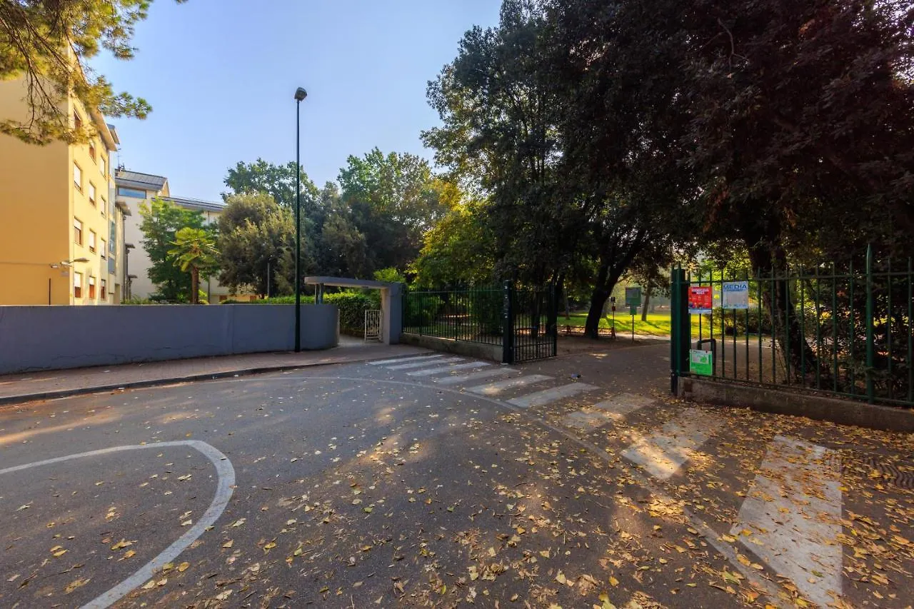 Venice 15 Min, Free Parking Mestre Apartment