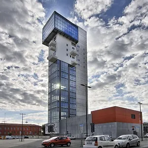 Htm Venice By Halldis Apartment